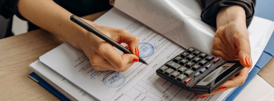 pexels-mikhail-nilov-8296977